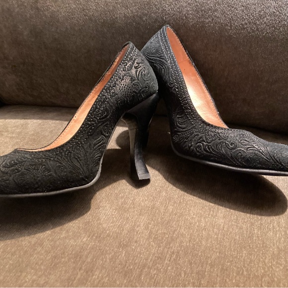 John Fluevog Attention Paris black suede heels - Picture 8 of 8